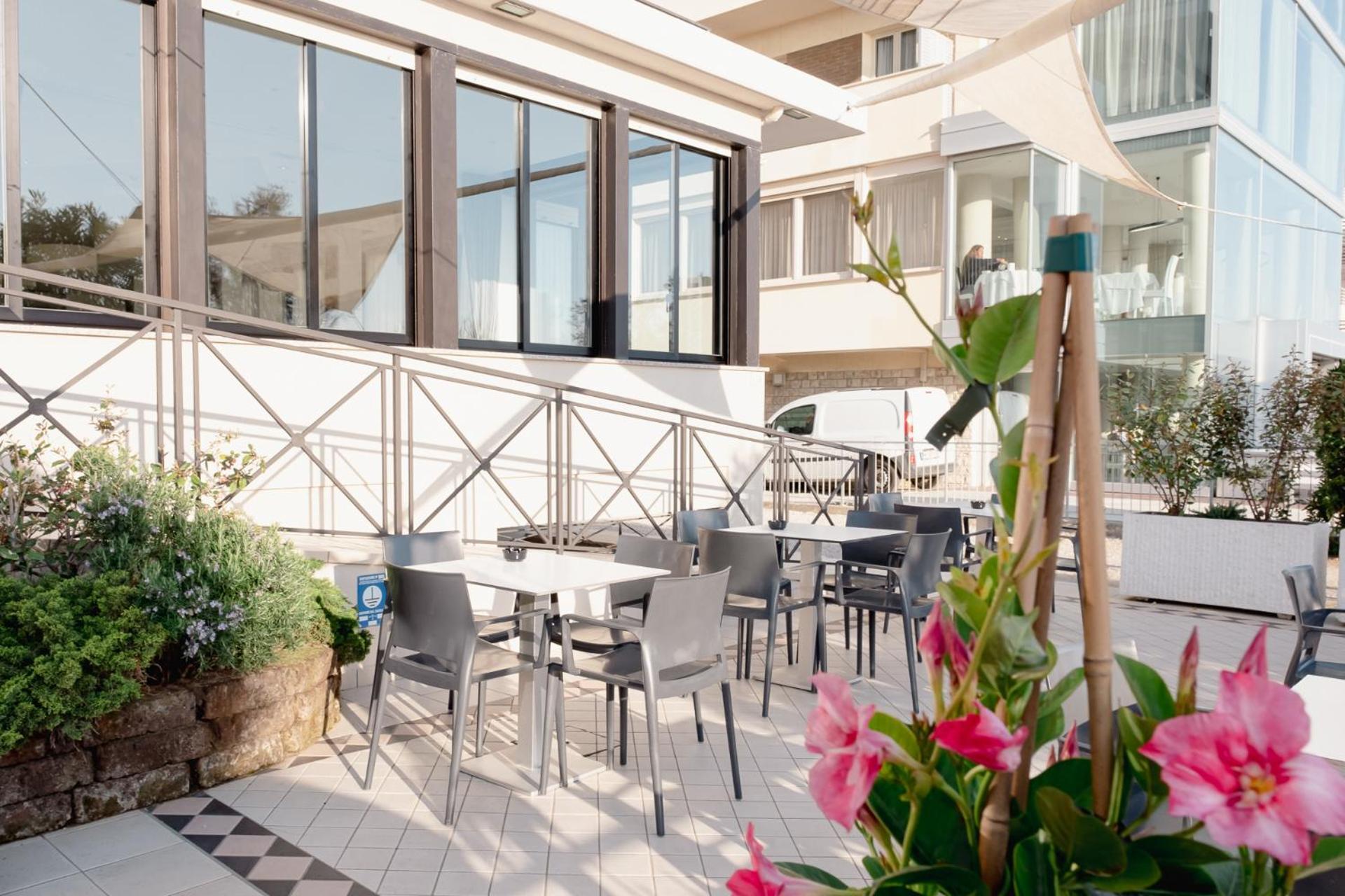 Hotel Rudy Cervia Eksteriør bilde