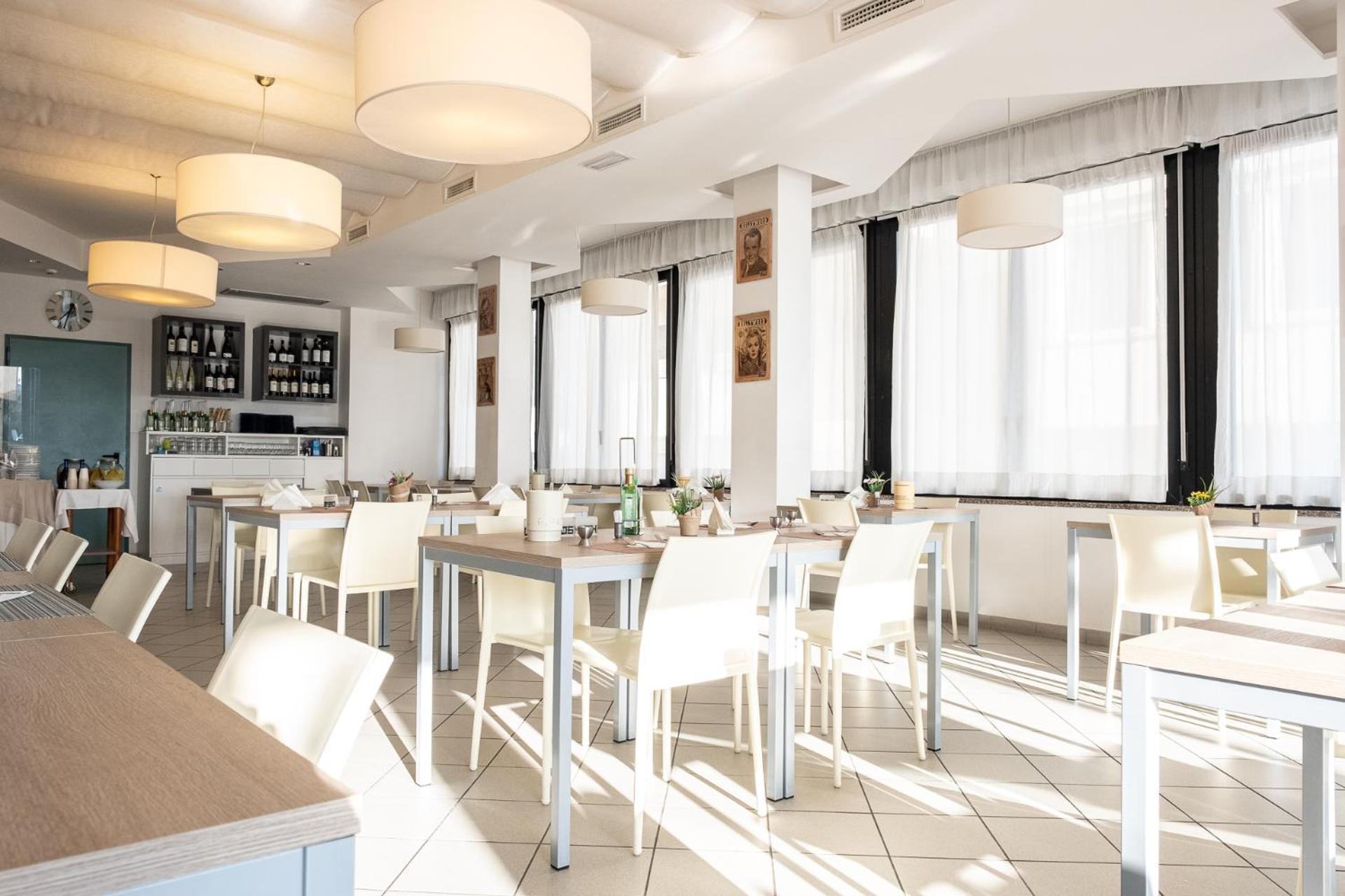 Hotel Rudy Cervia Eksteriør bilde